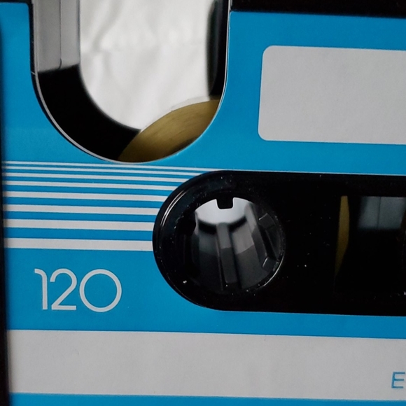 BNIB Tape dispenser & Pen/ Pencil holder - Picture 3 of 4